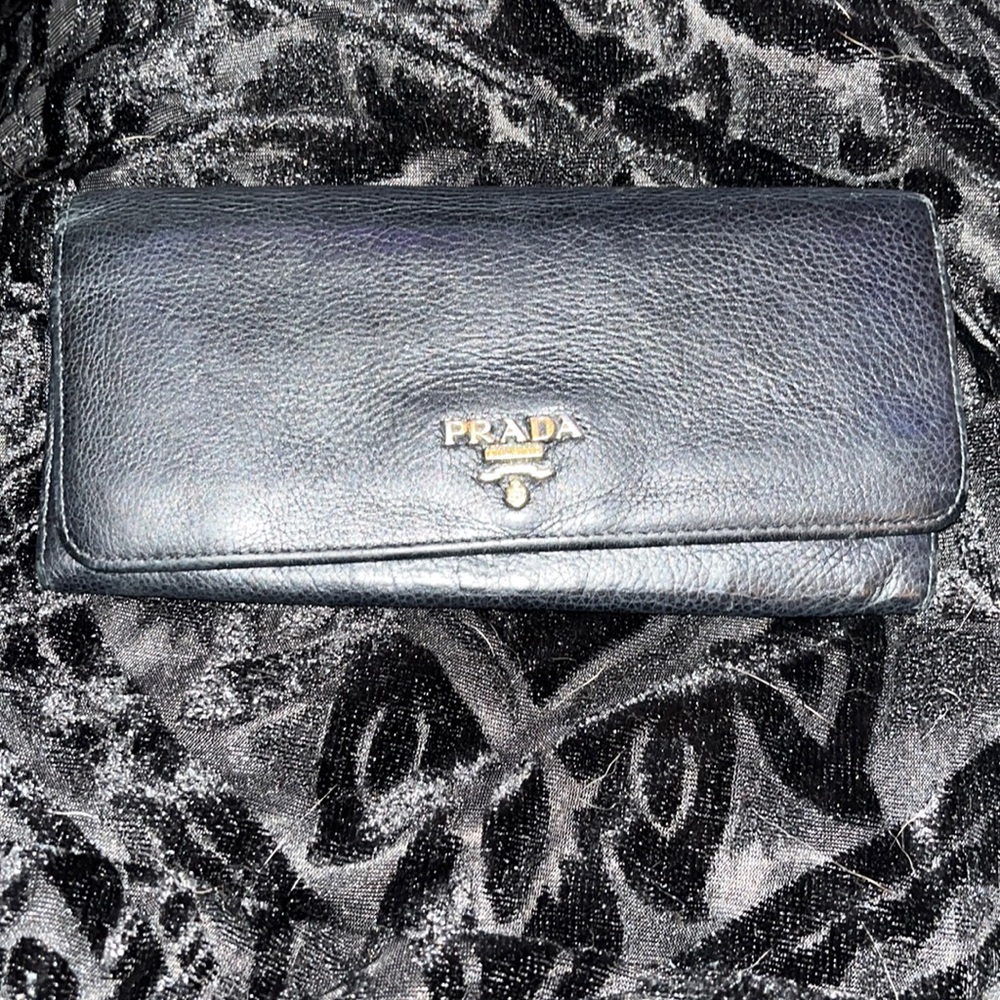 Prada ladies, black full size wallet